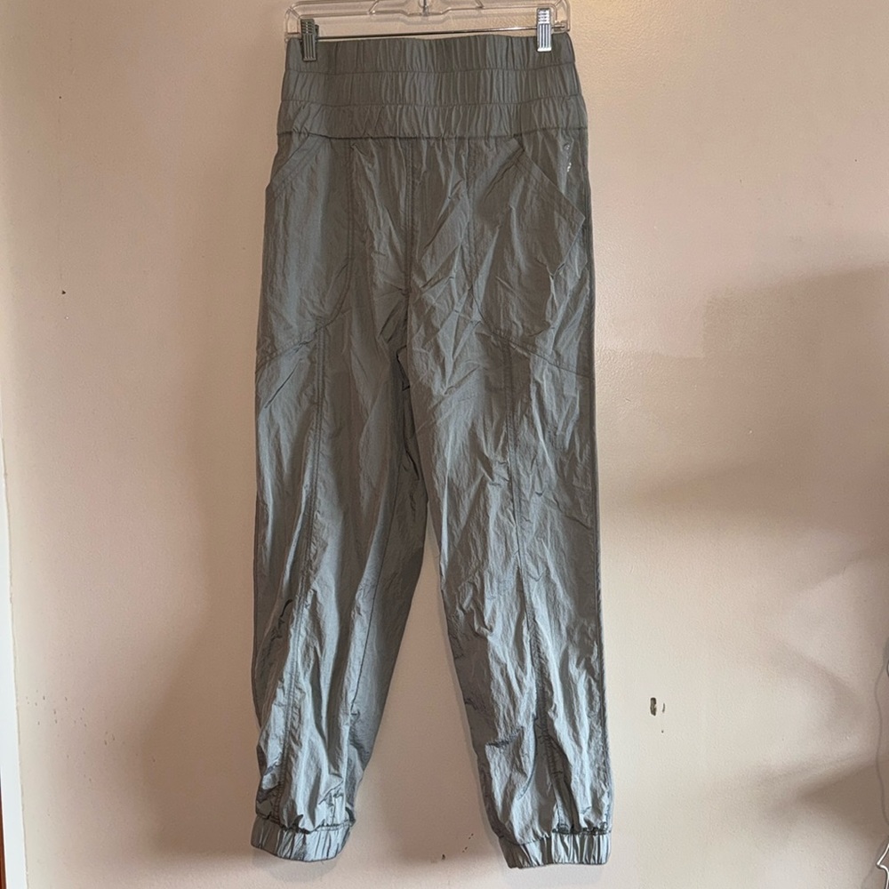 Brand new never worn without tags free people high waisted joggers